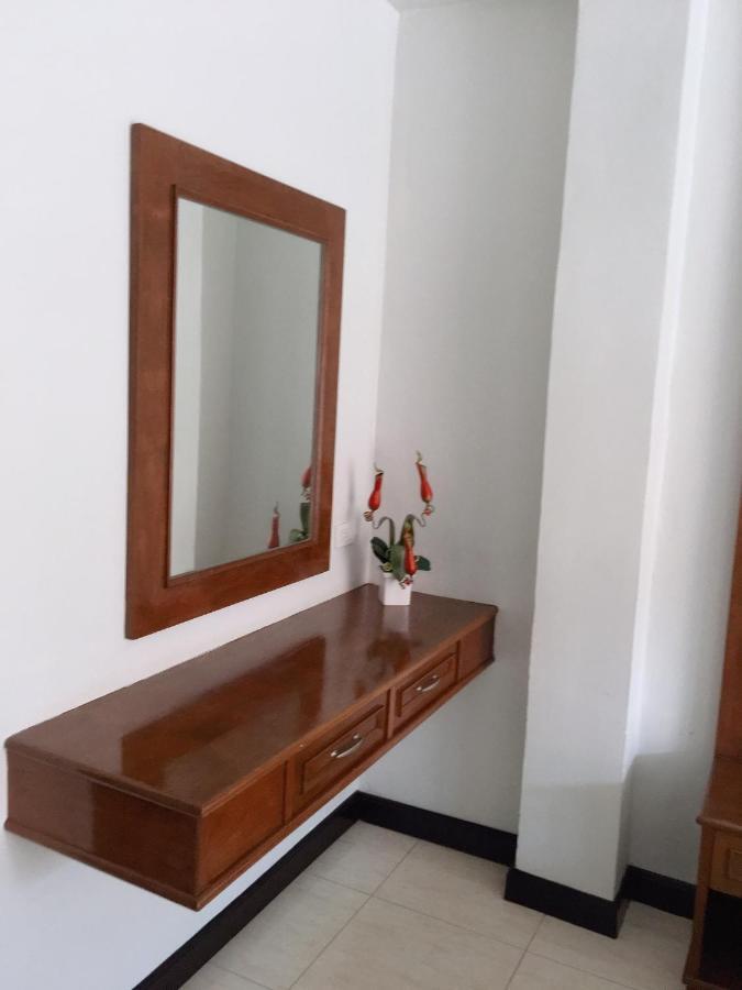 Phadee Apartment Karon Kültér fotó